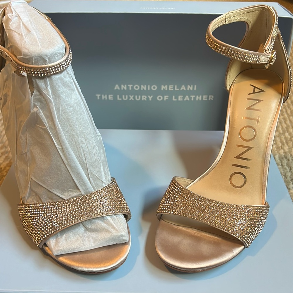 Antonio Melani Blaire Dusk Sand size 7.5 Rhinestone heels